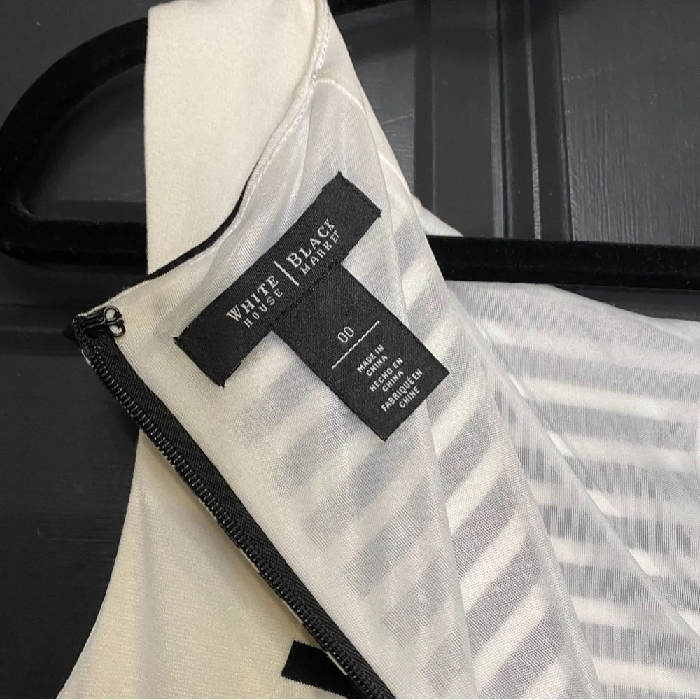White House Black Market Career Shift Dress Black White Stripe Size 00